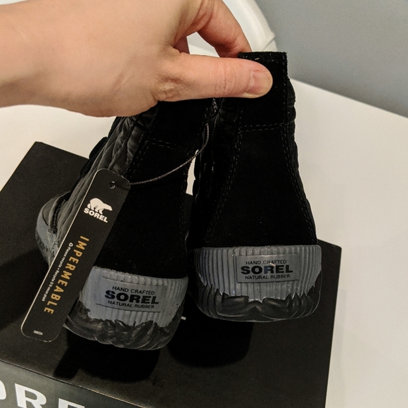🔥LAST Sorel Quilted Black OutnAbout Plus Boots 9 - Picture 5 of 5